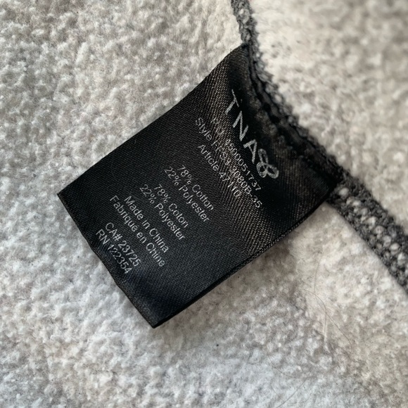 Vintage TNA Zip-Up Pacific Hoodie - Picture 7 of 8